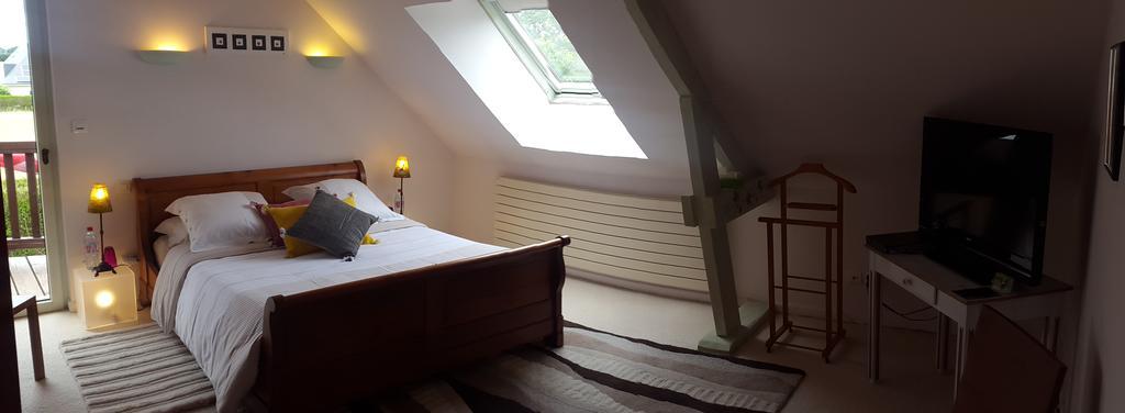 Chambres D'Hotes La Breachere Yvre-l'Eveque ภายนอก รูปภาพ