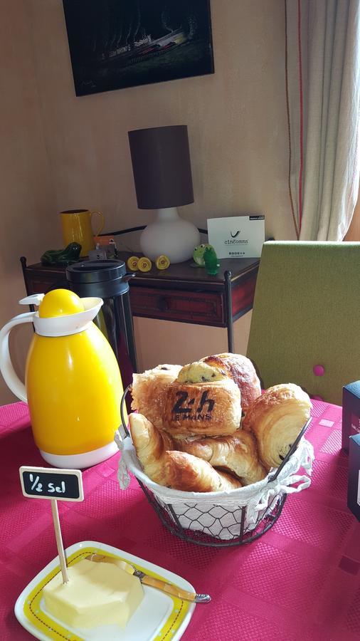 Chambres D'Hotes La Breachere Yvre-l'Eveque ภายนอก รูปภาพ